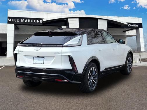 2025 Cadillac LYRIQ Sport