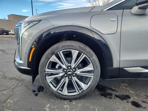 2026 Cadillac OPTIQ Premium Luxury