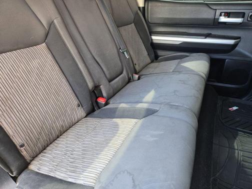 2014 Toyota Tundra SR5