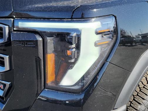 2025 GMC Sierra 2500 AT4