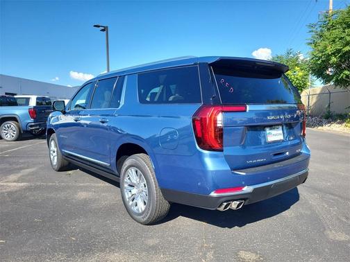 2025 GMC Yukon XL Denali