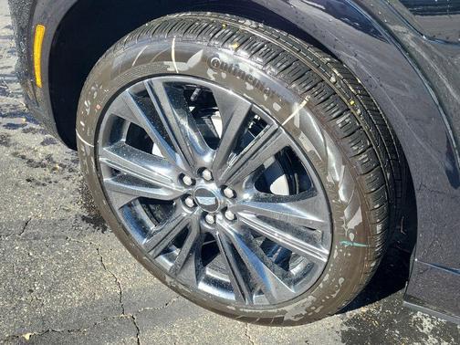 2026 Cadillac OPTIQ Premium Sport