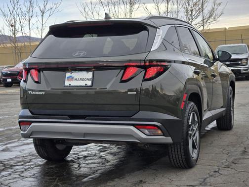 2025 Hyundai TUCSON SEL