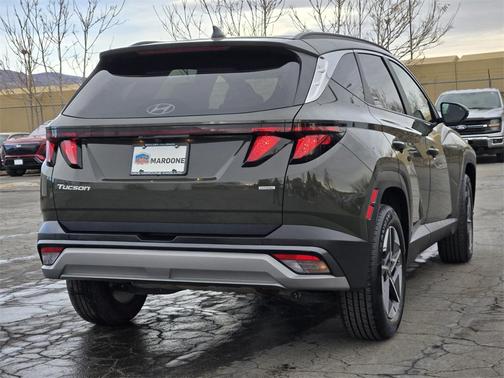 2025 Hyundai TUCSON SEL