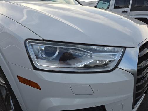 2017 Audi Q3 2.0T Premium Plus