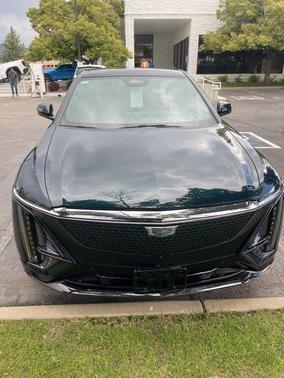 2024 Cadillac LYRIQ Sport