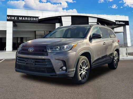 2018 Toyota Highlander SE
