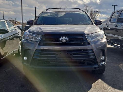 2018 Toyota Highlander SE