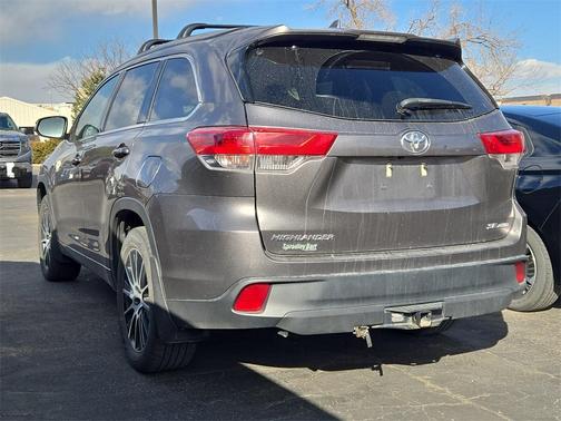 2018 Toyota Highlander SE