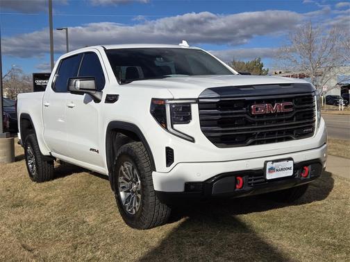 2023 GMC Sierra 1500 AT4
