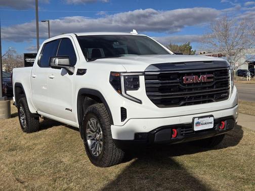 2023 GMC Sierra 1500 AT4