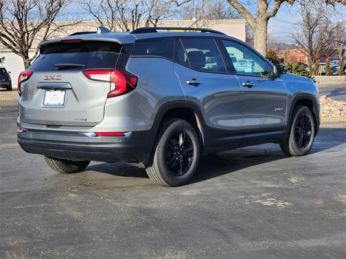 2023 GMC Terrain AT4