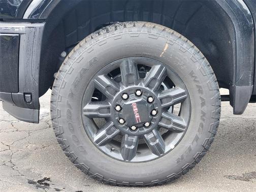 2025 GMC Sierra 2500 AT4
