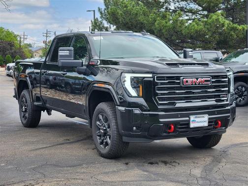 2025 GMC Sierra 2500 AT4