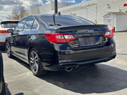 Crystal Black Silica 2019 Subaru Legacy 2.5i Sport