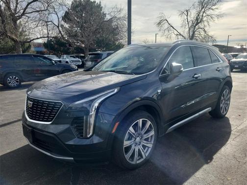 2021 Cadillac XT4 Premium Luxury
