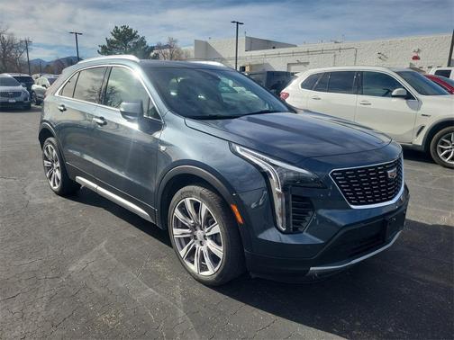 2021 Cadillac XT4 Premium Luxury