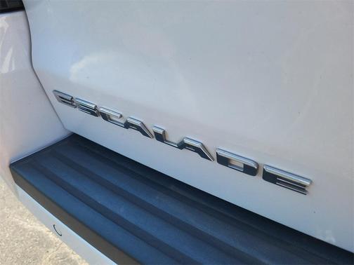 2018 Cadillac Escalade ESV Platinum