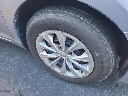 2017 Toyota Camry XLE