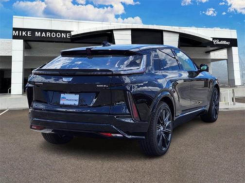 2025 Cadillac LYRIQ Sport