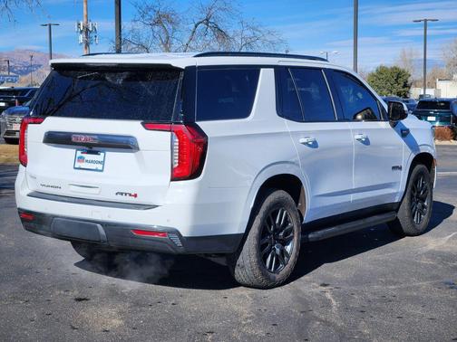 2022 GMC Yukon AT4