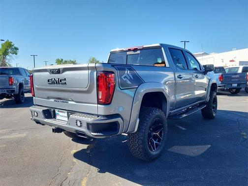 2025 GMC Sierra 1500 AT4