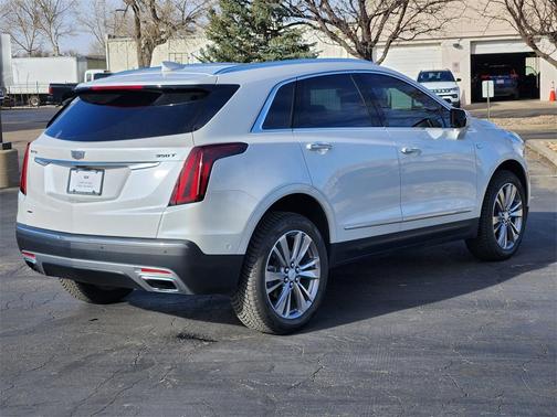 2023 Cadillac XT5 Premium Luxury