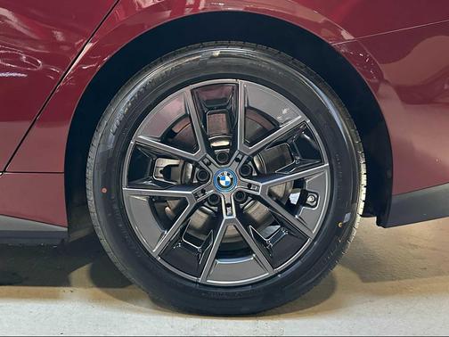 Aventurin Red Metallic 2023 BMW i4 Gran Coupe eDrive40