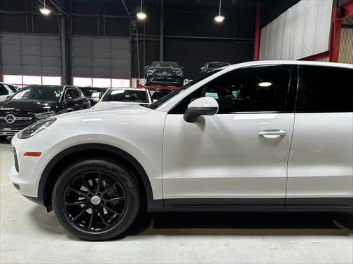 2019 Porsche Cayenne Base