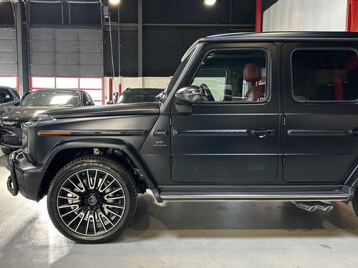 BLACK 2026 Mercedes-Benz AMG G 63 AMG G 63 SPORT UTILITY 4D