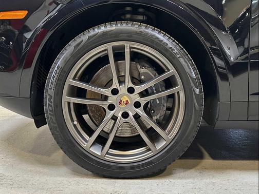 2021 Porsche Cayenne Cayenne