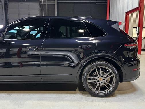 2021 Porsche Cayenne Cayenne