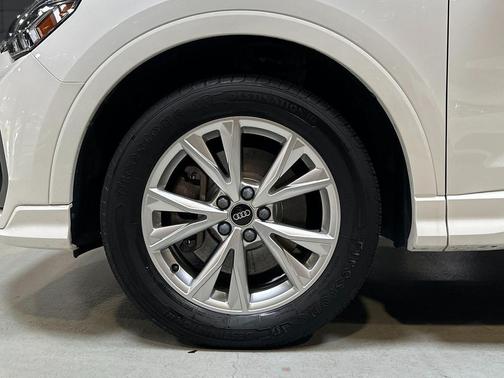 2023 Audi Q3 Premium 45 TFSI S line quattro Tiptronic