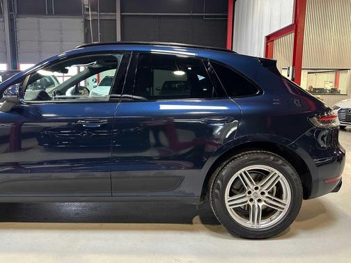 2020 Porsche Macan S