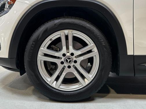 2021 Mercedes-Benz GLB 250 4MATIC