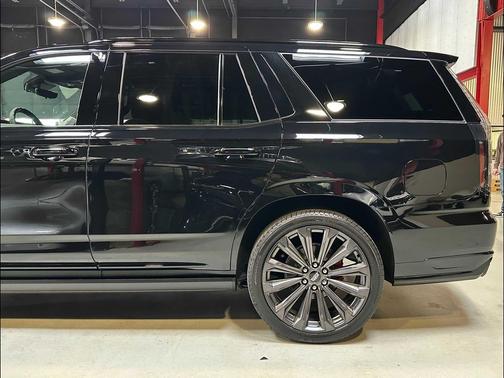 Black Raven 2026 Cadillac Escalade V-Series