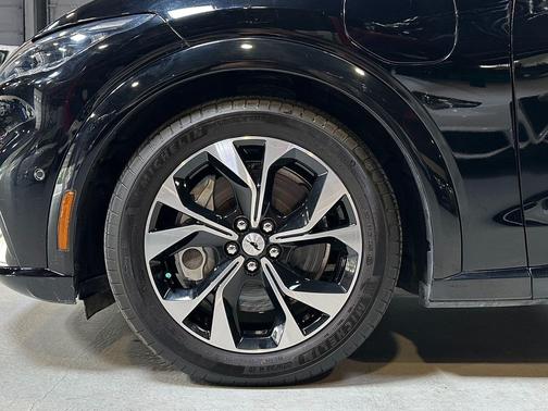 2021 Ford Mustang Mach-E Premium