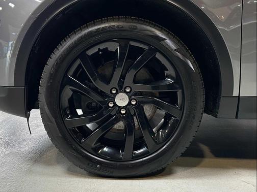 GREY 2023 Land Rover Discovery Sport SE