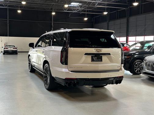 2025 Cadillac Escalade V-Series