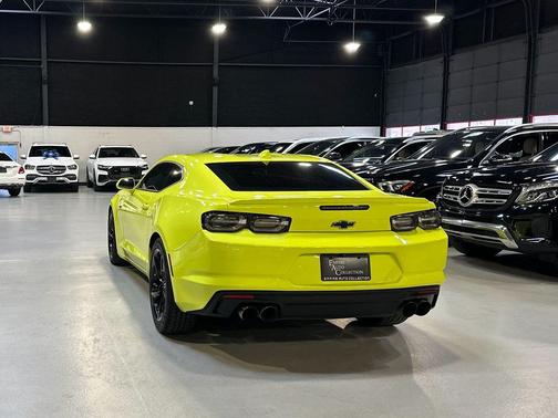 2021 Chevrolet Camaro RWD Coupe LT1