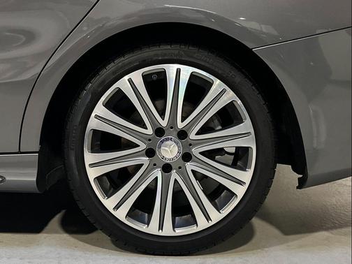 2016 Mercedes-Benz CLA-Class Base