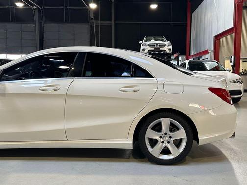 2015 Mercedes-Benz CLA-Class Base
