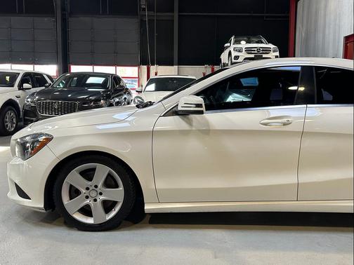 2015 Mercedes-Benz CLA-Class Base