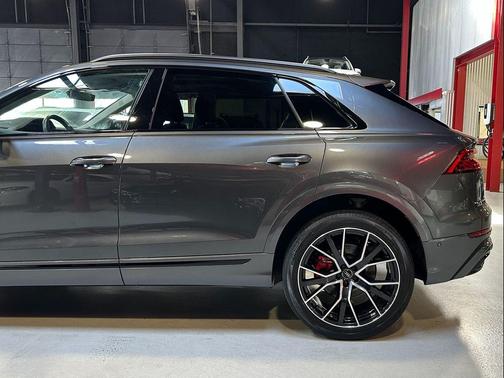 2019 Audi Q8 3.0T Premium Plus