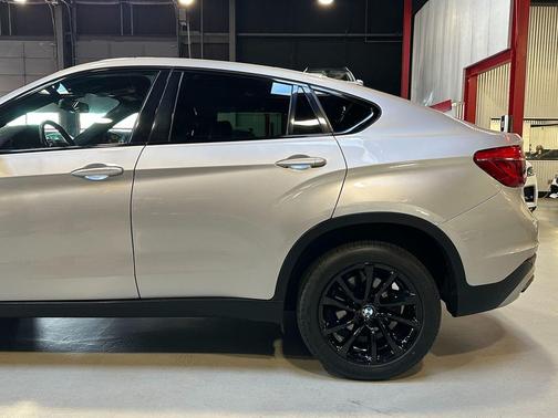 2018 BMW X6 xDrive35i