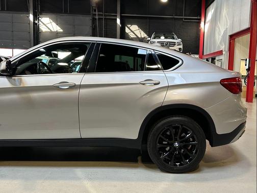 2018 BMW X6 xDrive35i