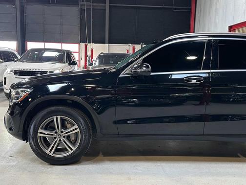 2020 Mercedes-Benz GLC 300 4MATIC