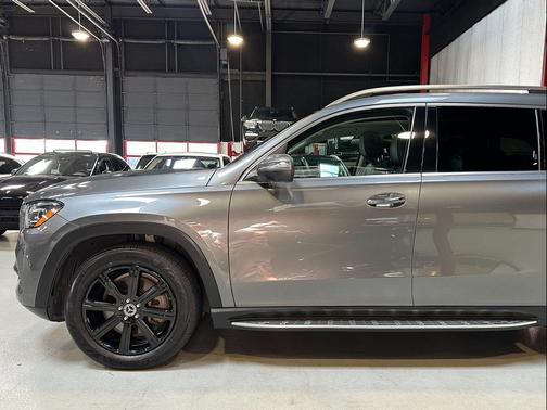 2021 Mercedes-Benz GLS 450 4MATIC