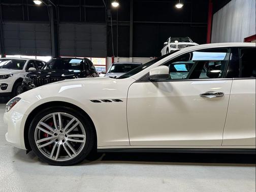 2019 Maserati Ghibli S Q4