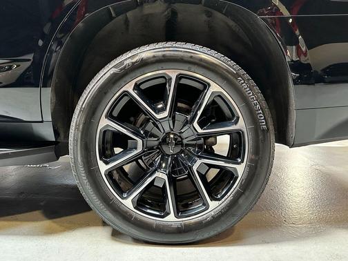 2023 Chevrolet Tahoe 4WD RST